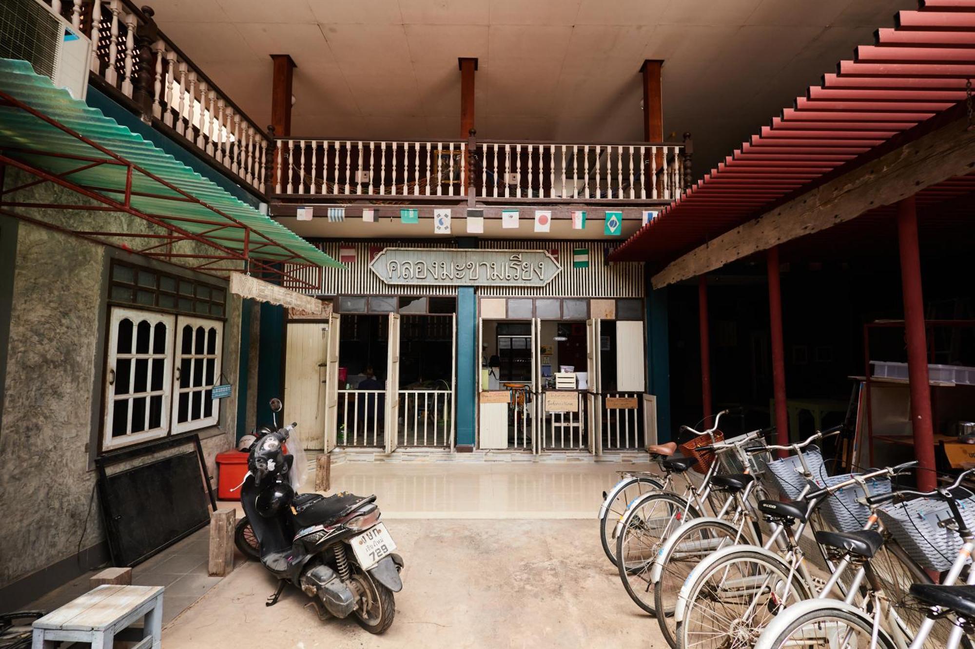 Chommuang Guest House Phra Nakhon Si Ayutthaya Exterior foto
